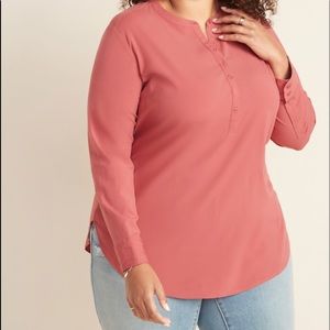 No Peek Button Front Plus-Size Popover tunic